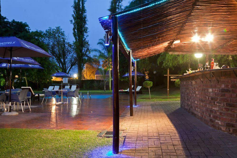 Oudtshoorn Inn Hotel Εξωτερικό φωτογραφία